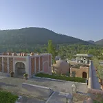 מלון Amanruya 4*