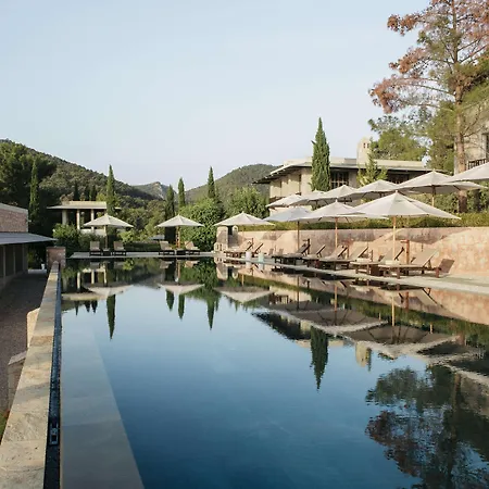 Amanruya Hotel