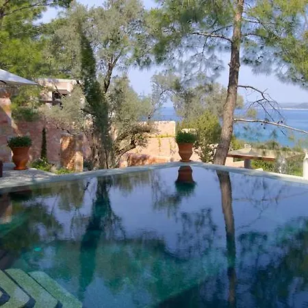 فندق Amanruya 4*